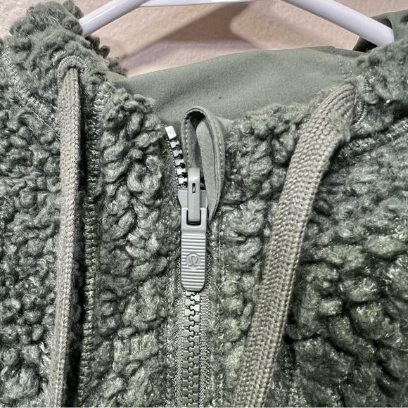 Lululemon Green Fleece Reversible Jacket size 6 - Picture 10 of 11